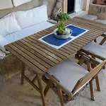 Charming Two-bed Orange Garden * Sutivan