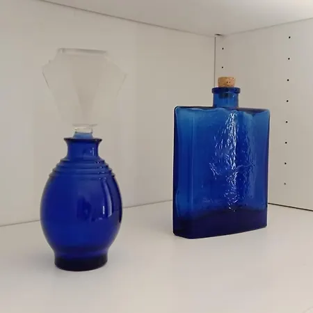 Charming Two-bed Orange Garden 수티반