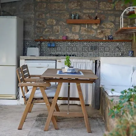 アパート Charming Two-bed Orange Garden スティヴァン